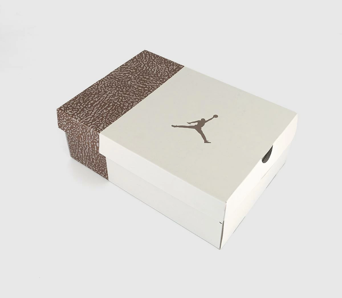 Jordan 3 Trainers - Image 3
