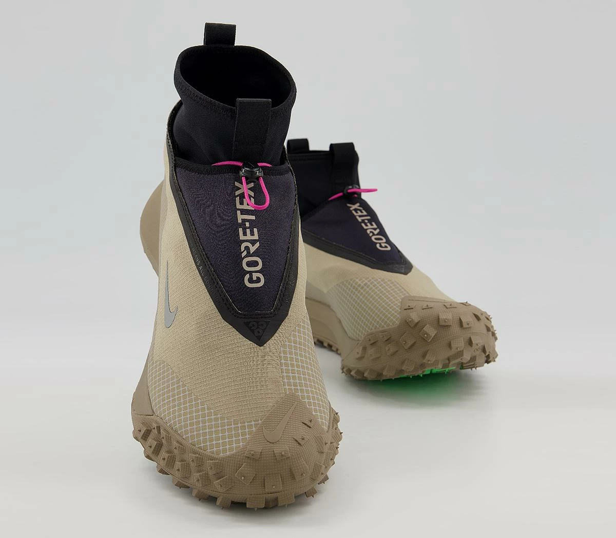 Nike ACG Mountain Fly Gore-tex Trainers - Image 2